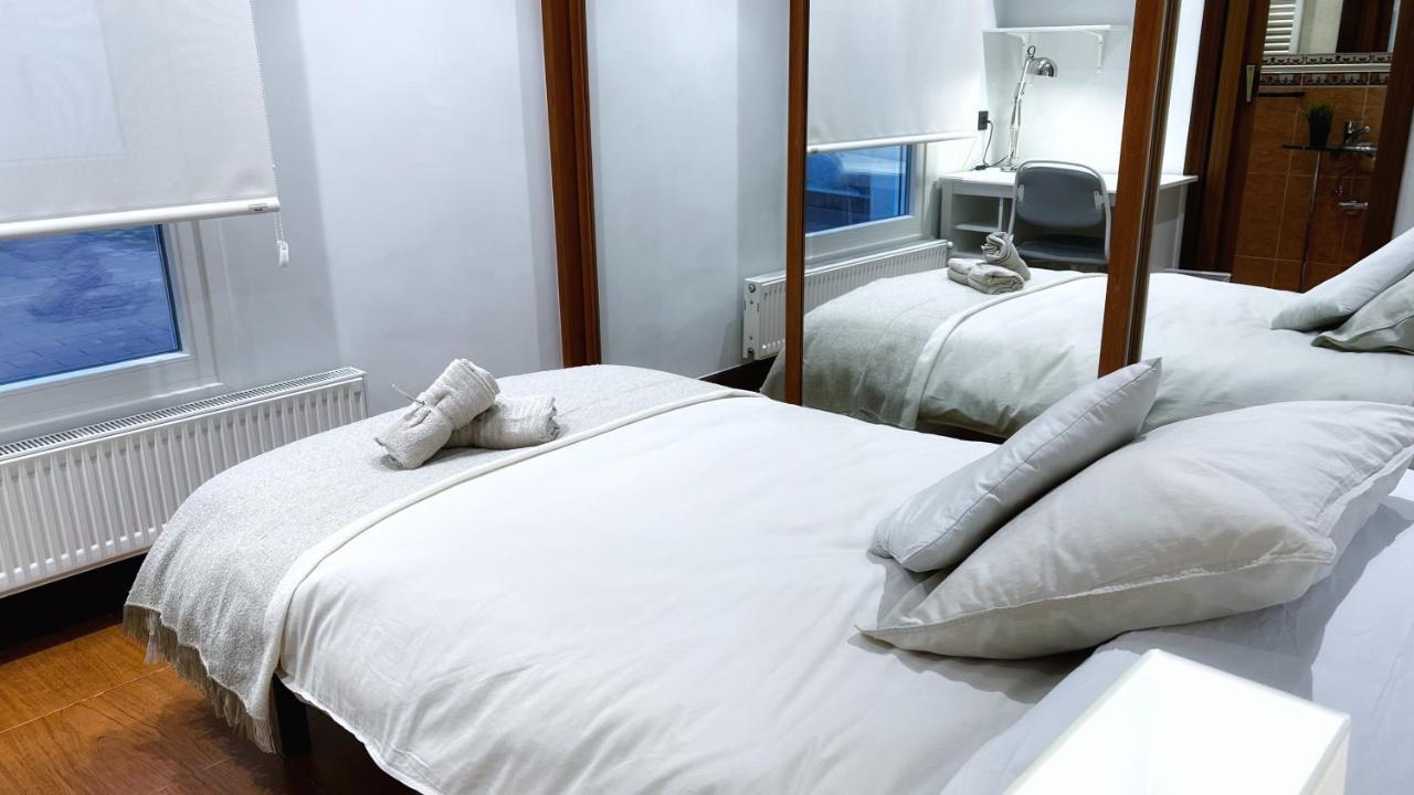 Blas De Otero, Vivienda Turistica Reformada Con Wifi Bilbao Esterno foto